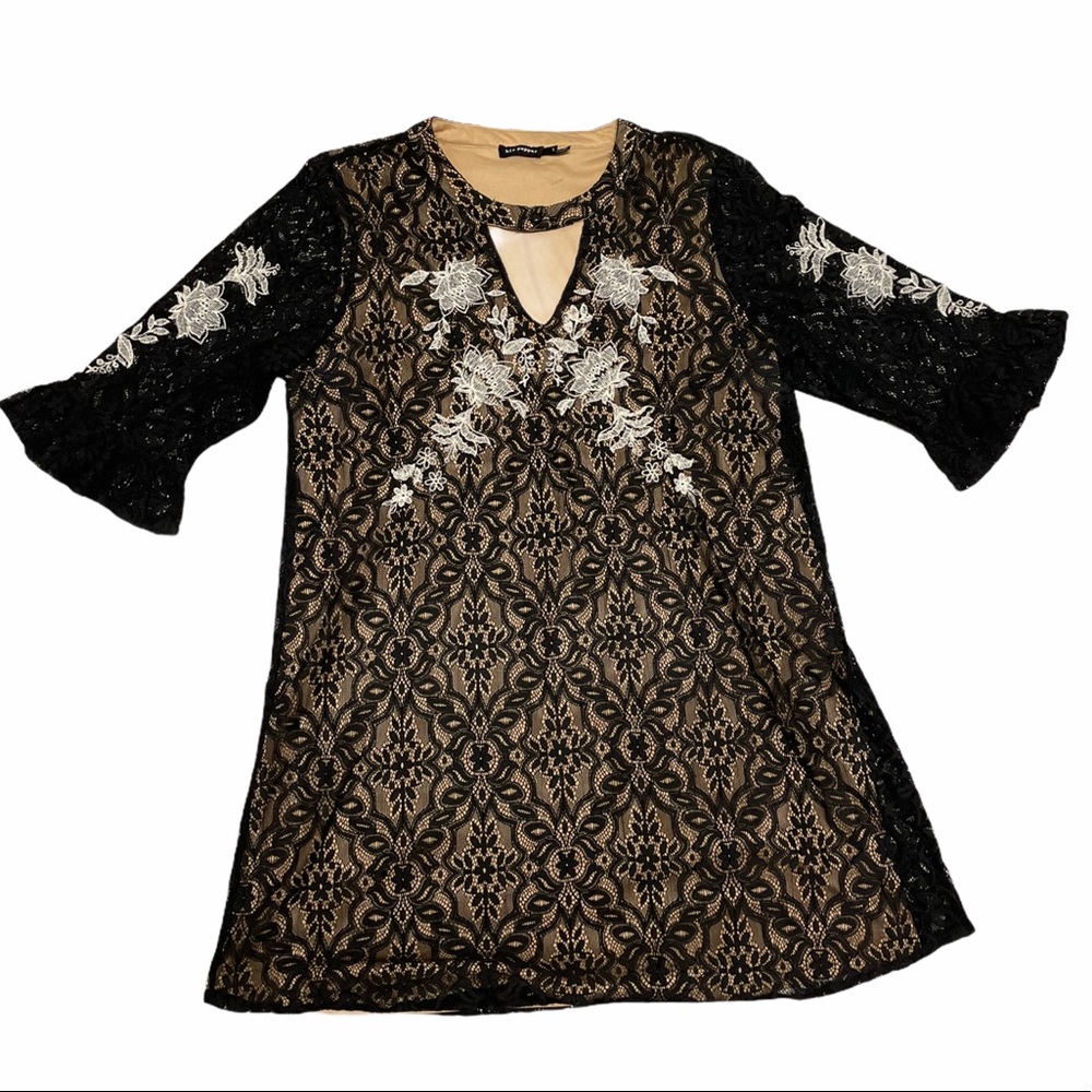 Blu Pepper Black Lace & Embroidery Dress